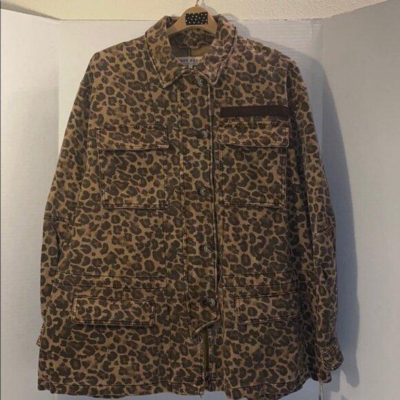 🆕Free People Women’s Leopard Print Jacket 🔥 - Picture 4 of 6